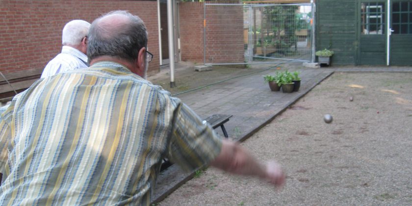 Jeu de Boule toernooi begonnen